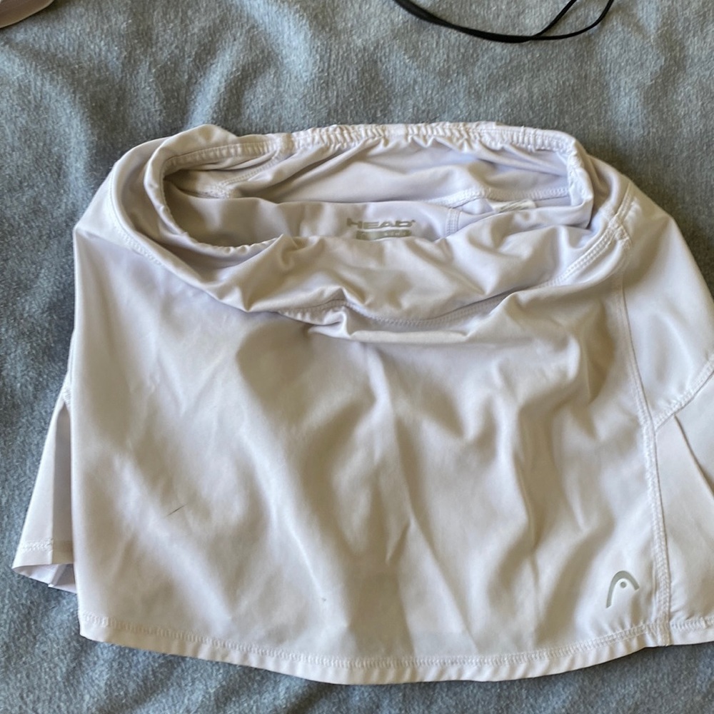 Head skort